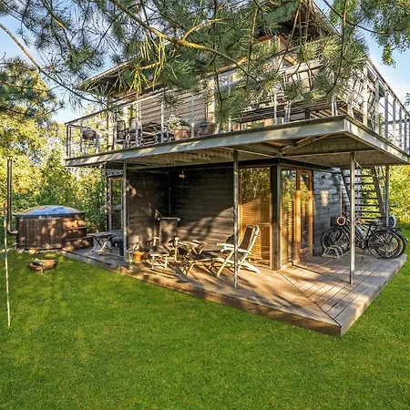 Gorgeous In With Kitchen