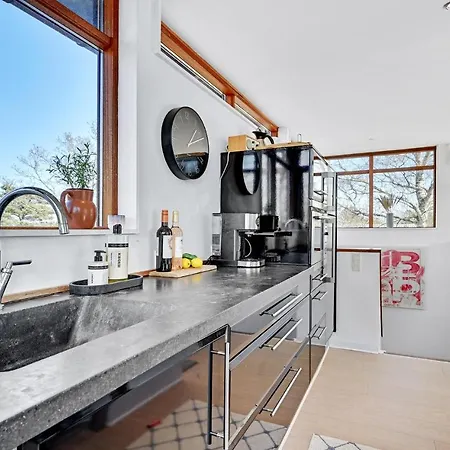 Prázdninový dům Gorgeous In With Kitchen