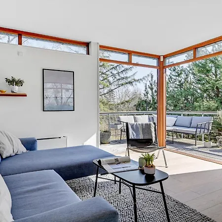 Gorgeous In With Kitchen