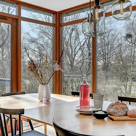 Gorgeous In With Kitchen